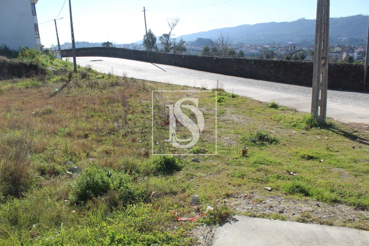 Terreno para Venda em Campo e Sobrado Foto 3