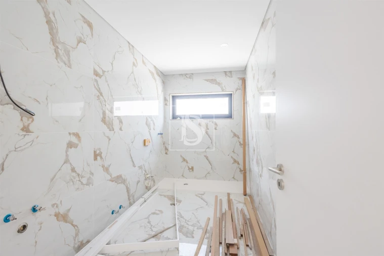 Moradia T3 para Venda em Sobretamega Foto 25