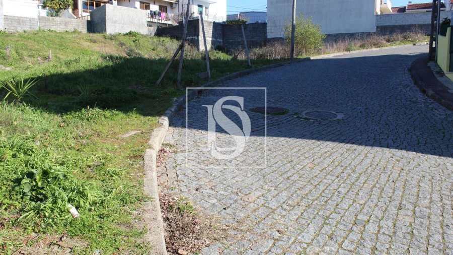 Terreno para Venda em Campo e Sobrado