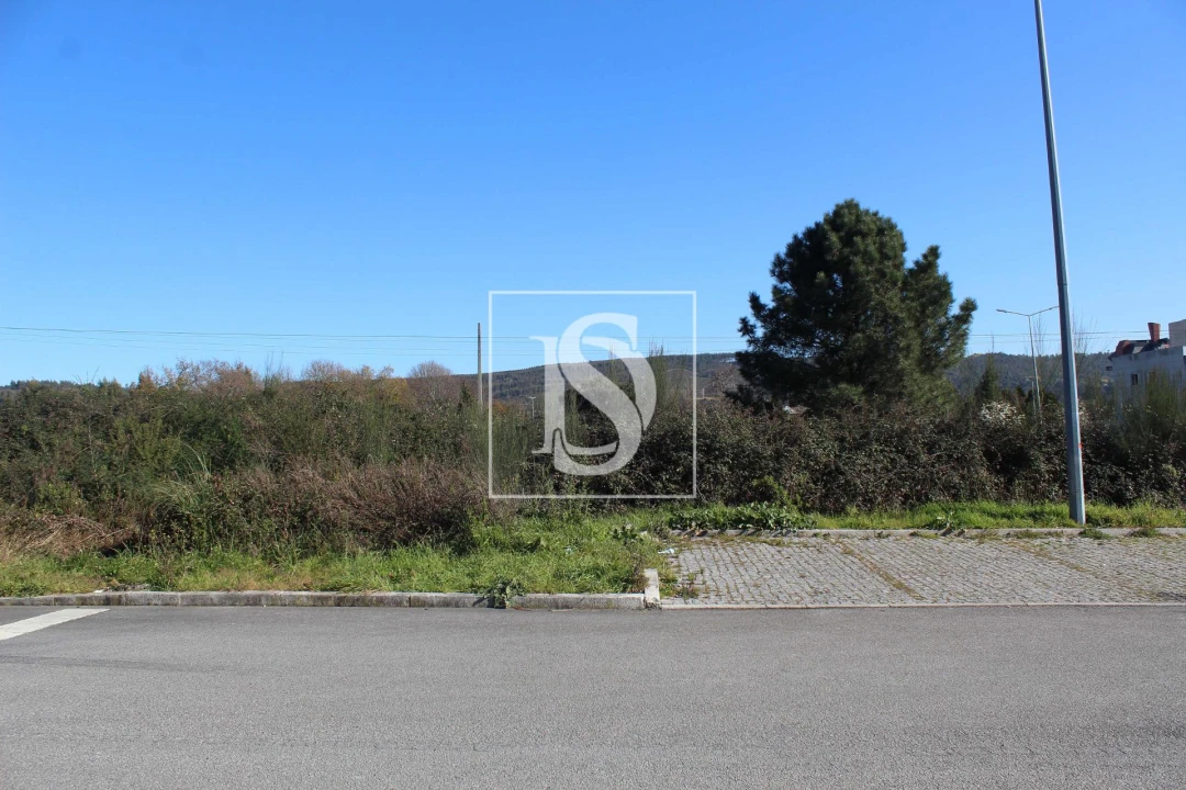 Terreno para Venda em Valongo Foto 5