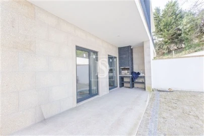 Moradia T3 para Venda em Sobretamega