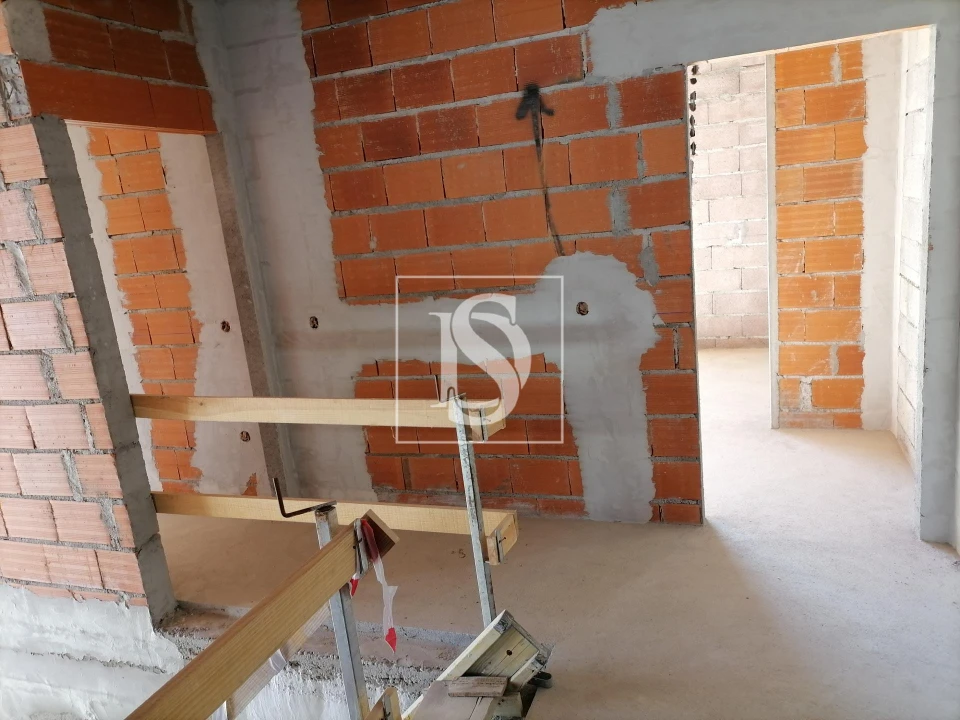 Moradia T3 para Venda em Sobretamega Foto 8