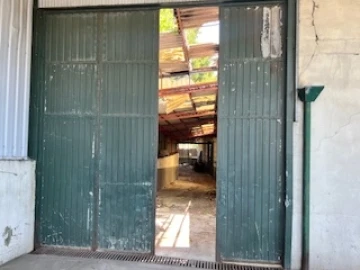 Armazém para Venda em Carvalhosa