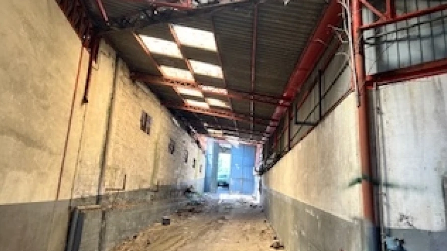 Armazém para Venda em Carvalhosa