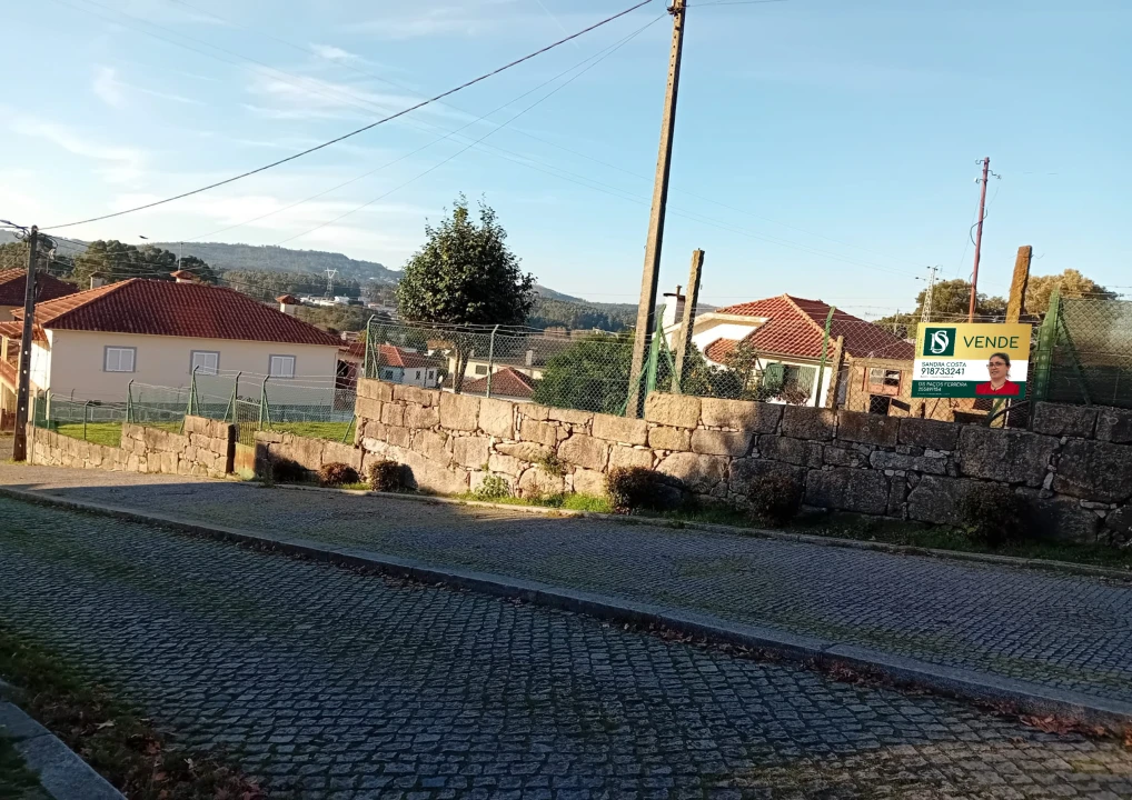 Terreno para Venda em Freamunde Foto 1