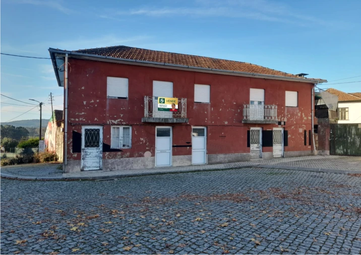 Moradia T7 para Venda em Freamunde