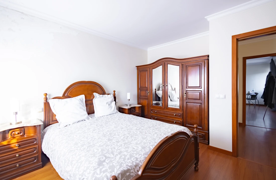 Moradia T4 para Venda em Rebordosa Foto 10