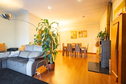 Moradia T4 para Venda em Rebordosa