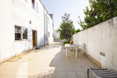 Moradia T4 para Venda em Rebordosa