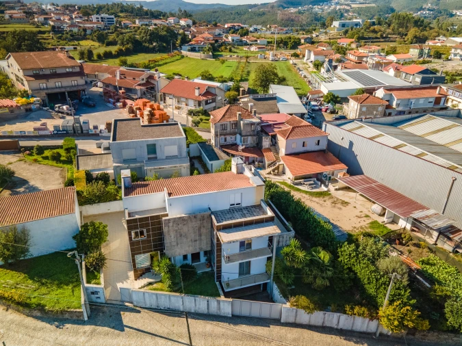 Moradia T4 para Venda em Rebordosa Foto 28