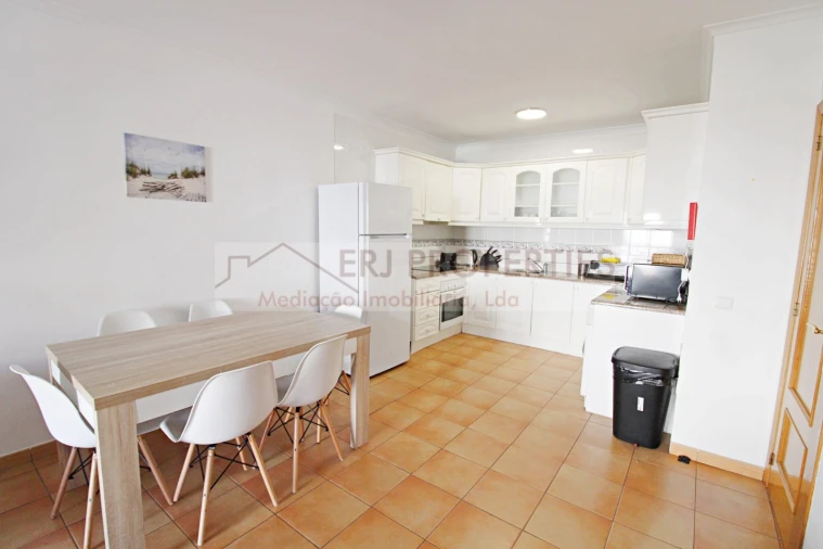 Apartamento T2 para Arrendamento em Altura Foto 2