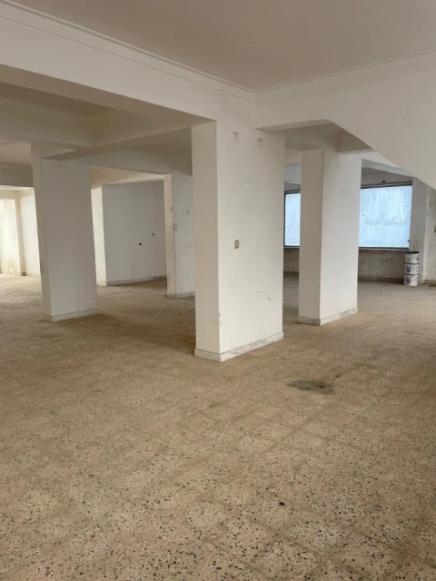 Loja para Arrendamento em Agualva e Mira-Sintra