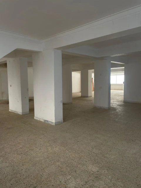 Loja para Arrendamento em Agualva e Mira-Sintra