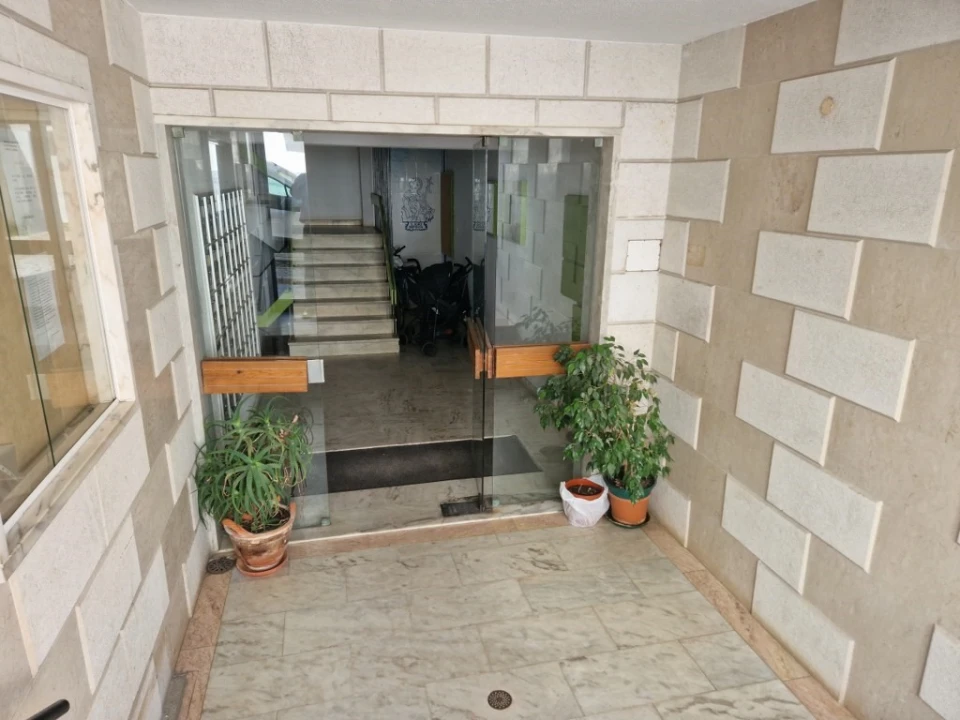 Apartamento T3 para Venda em Costa da Caparica Foto 2