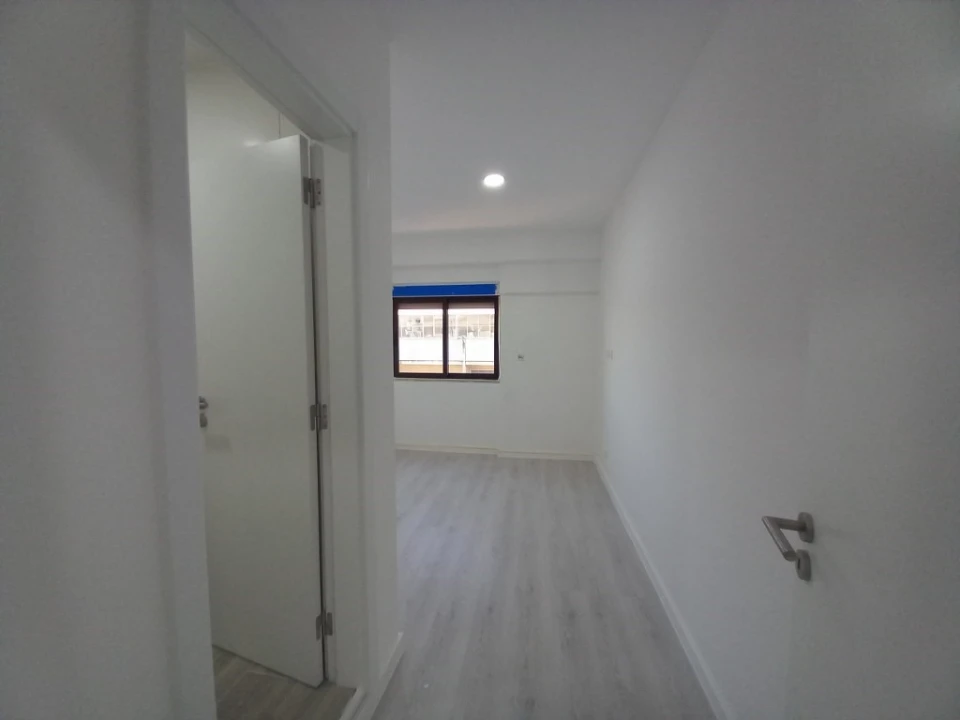 Apartamento T3 para Venda em Costa da Caparica Foto 21