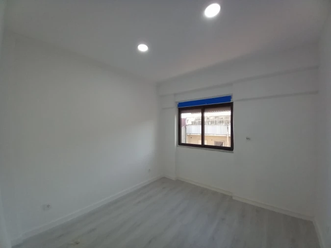 Apartamento T3 para Venda em Costa da Caparica Foto 24