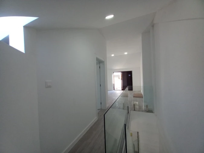 Apartamento T3 para Venda em Costa da Caparica Foto 27