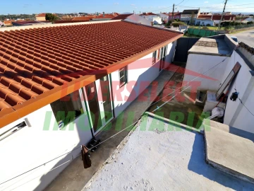 Moradia T2 para Venda em Silveira