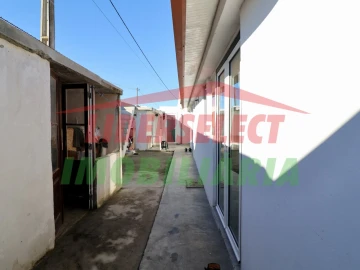 Moradia T2 para Venda em Silveira