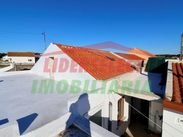 Moradia T2 para Venda em Silveira