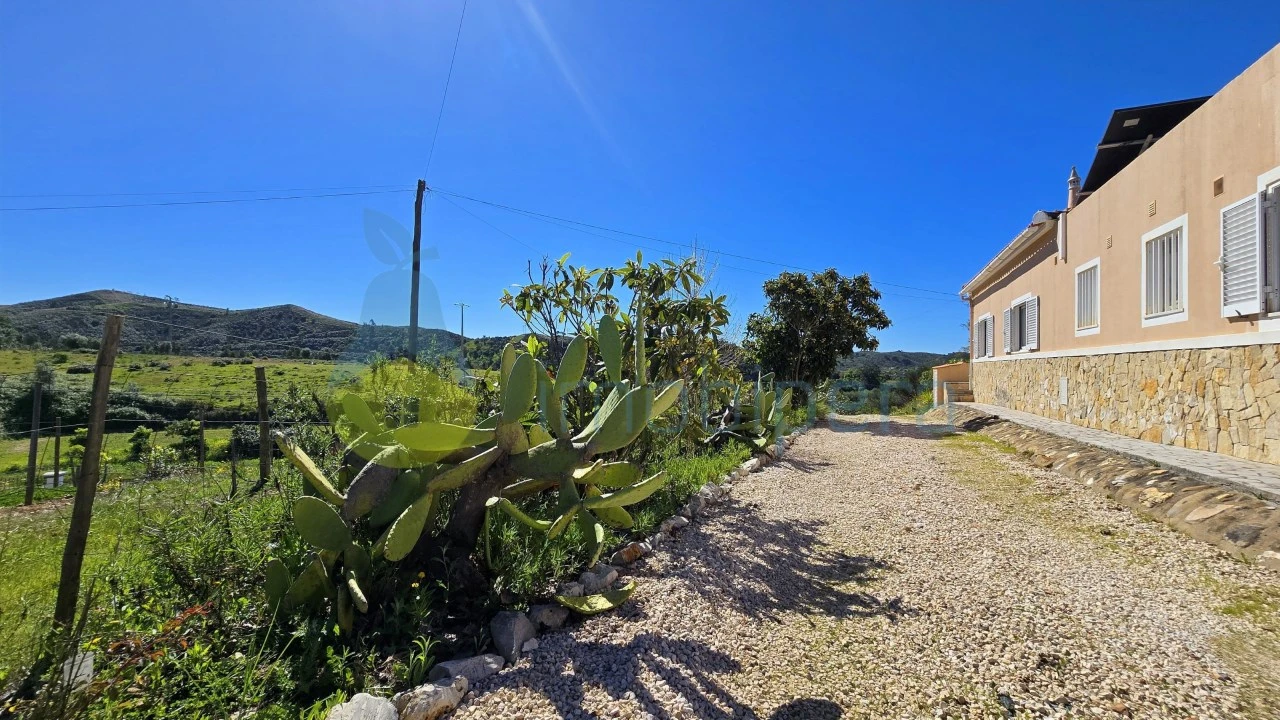 Moradia T4 para Venda em Silves Foto 37