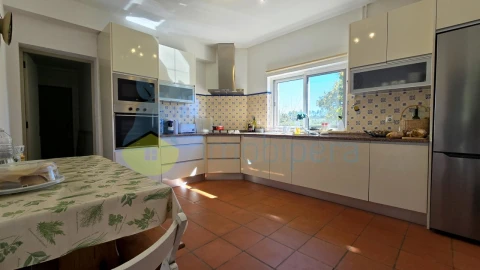 Moradia T4 para Venda em Silves