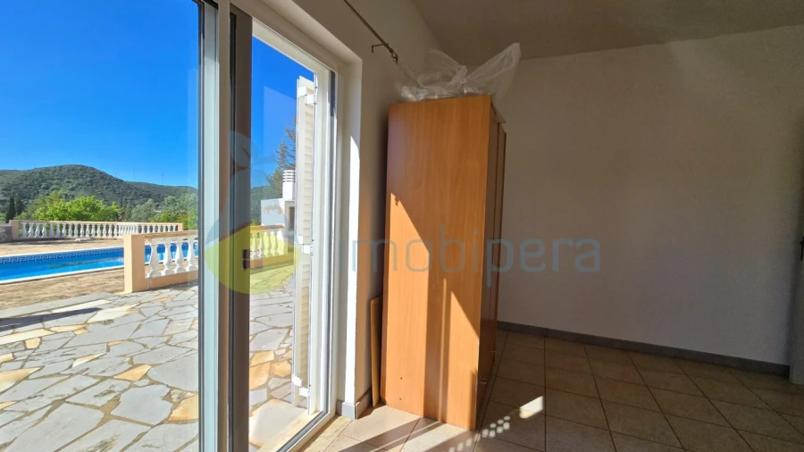 Moradia T4 para Venda em Silves Foto 10