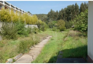 Moradia T6 para Venda em São Pedro Fins