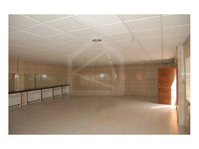 Moradia T6 para Venda em São Pedro Fins Foto 3