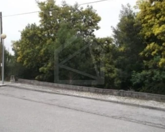 Terreno para Venda em Luso