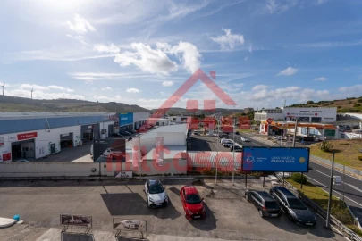 Escritório para Arrendamento em Santa Maria, São Pedro e Matacães