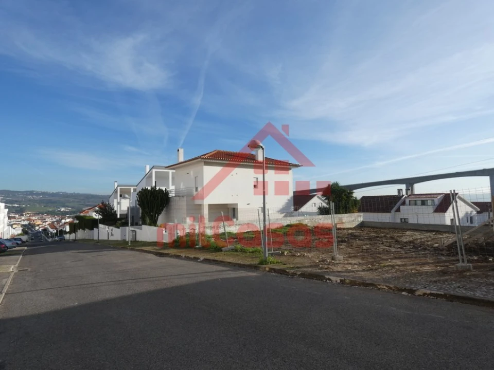 Moradia T3 para Venda em Loures Foto 5