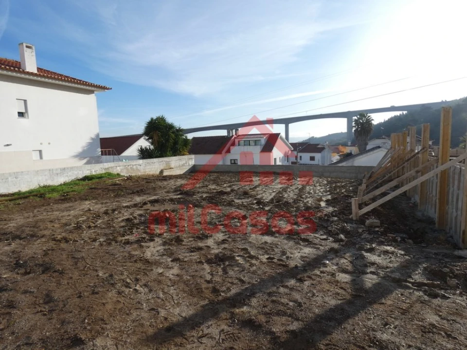 Moradia T3 para Venda em Loures Foto 8