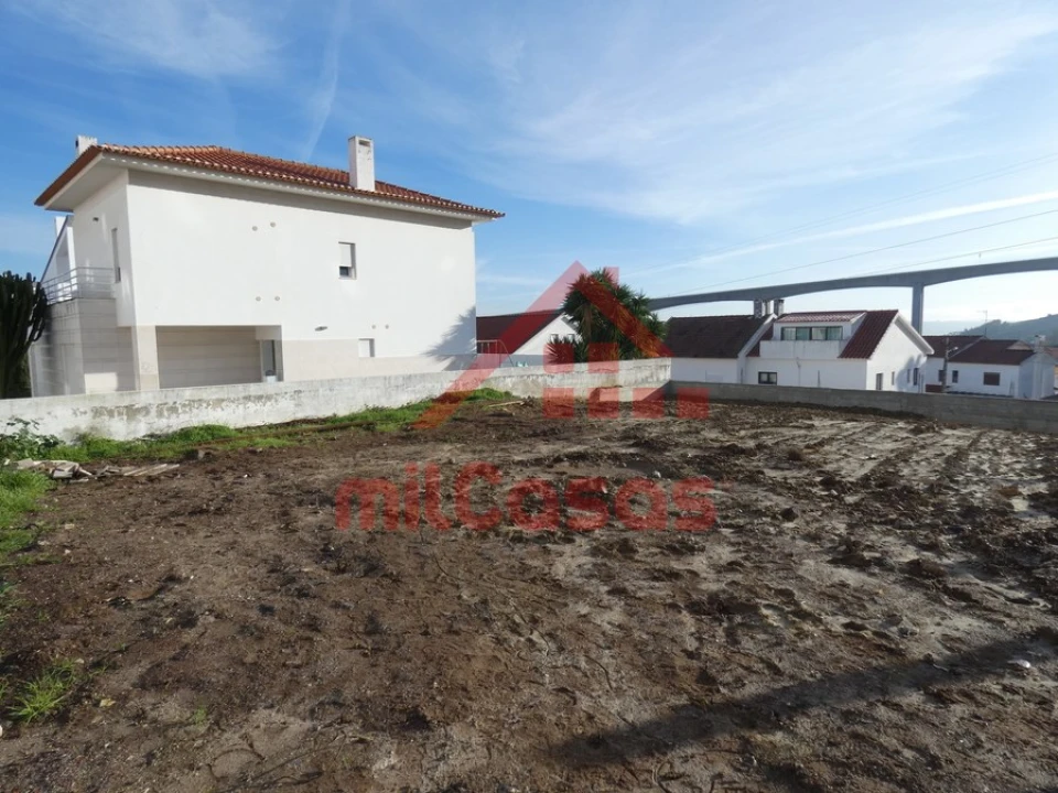 Moradia T3 para Venda em Loures Foto 2