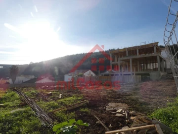 Moradia T3 para Venda em Loures