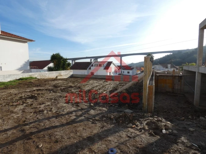 Moradia T3 para Venda em Loures Foto 7