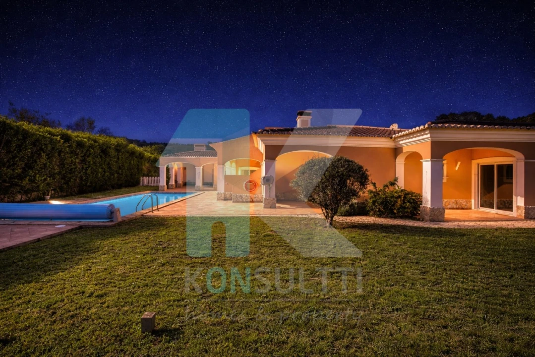 Moradia T5 para Venda em Luz Foto 51