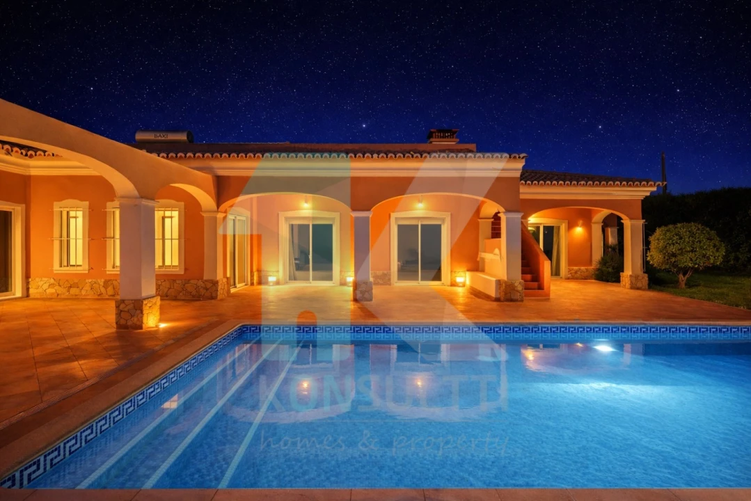 Moradia T5 para Venda em Luz Foto 52