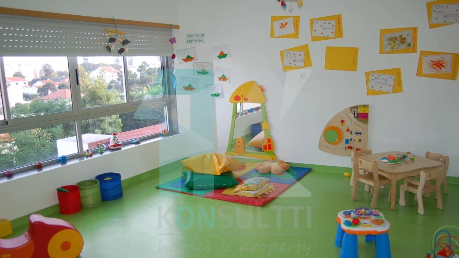 Negócio para Venda em Santo Antonio da Charneca