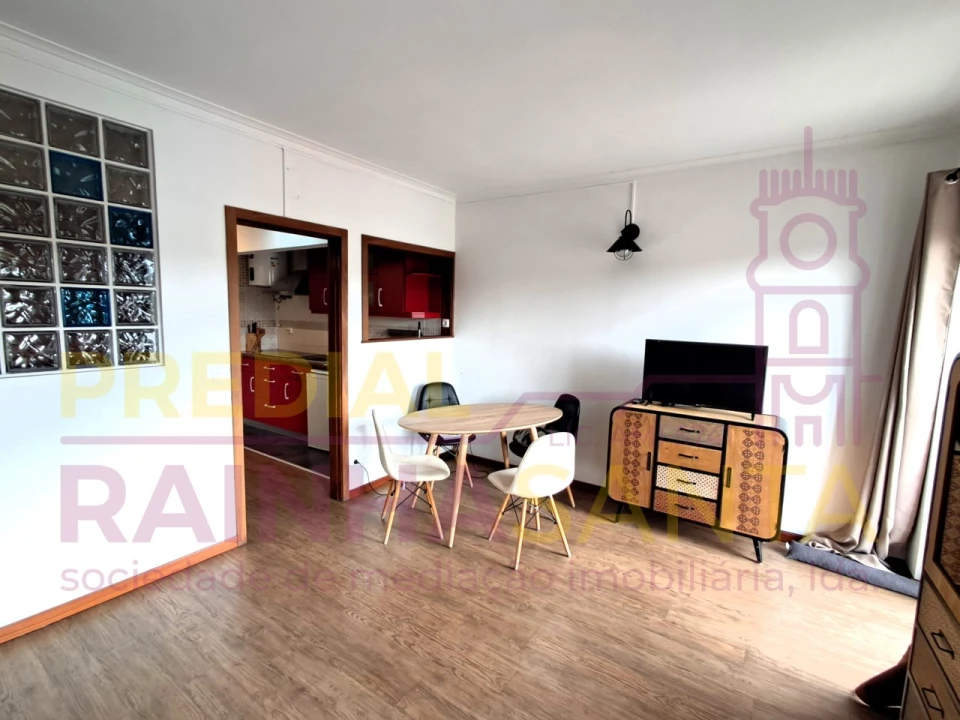 Apartamento T1 para Venda em Sé Nova, Santa Cruz, Almedina e São Bartolomeu Foto 11