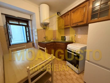 Apartamento T2 para Venda em Gouveia (São Pedro e São Julião)