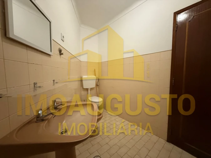 Apartamento T2 para Venda em Gouveia (São Pedro e São Julião) Foto 9