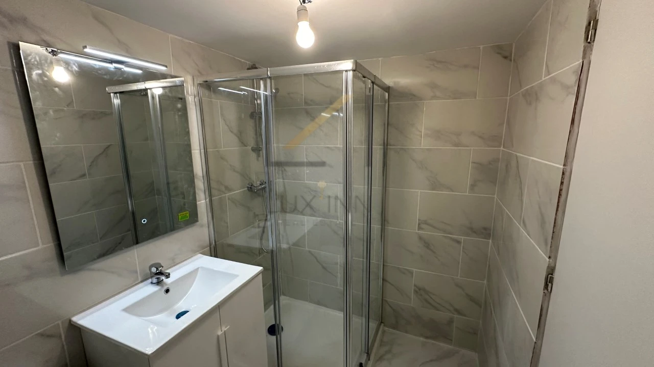 Loja para Venda em Laranjeiro e Feijó Foto 9