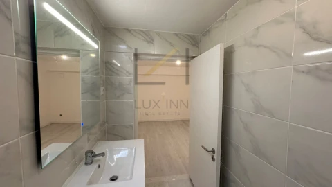 Loja para Venda em Laranjeiro e Feijó