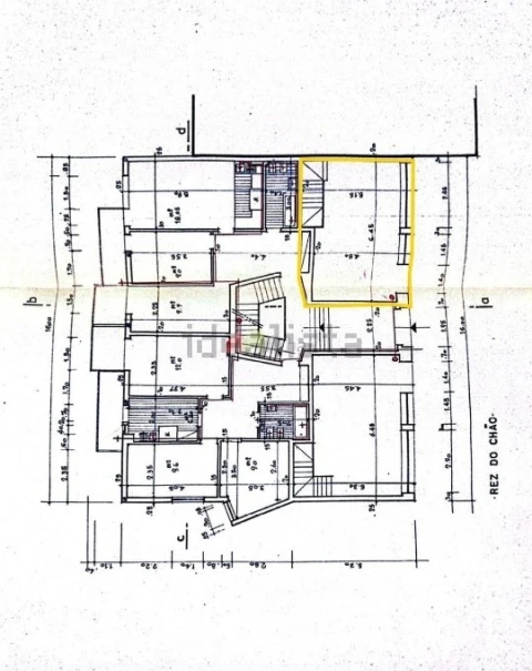 Loja para Arrendamento em Laranjeiro e Feijó