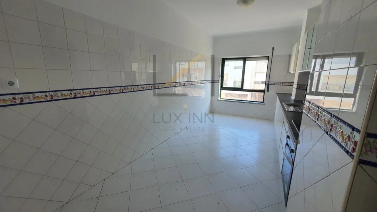 Apartamento T2 para Venda em Seixal, Arrentela e Aldeia de Paio Pires Foto 4