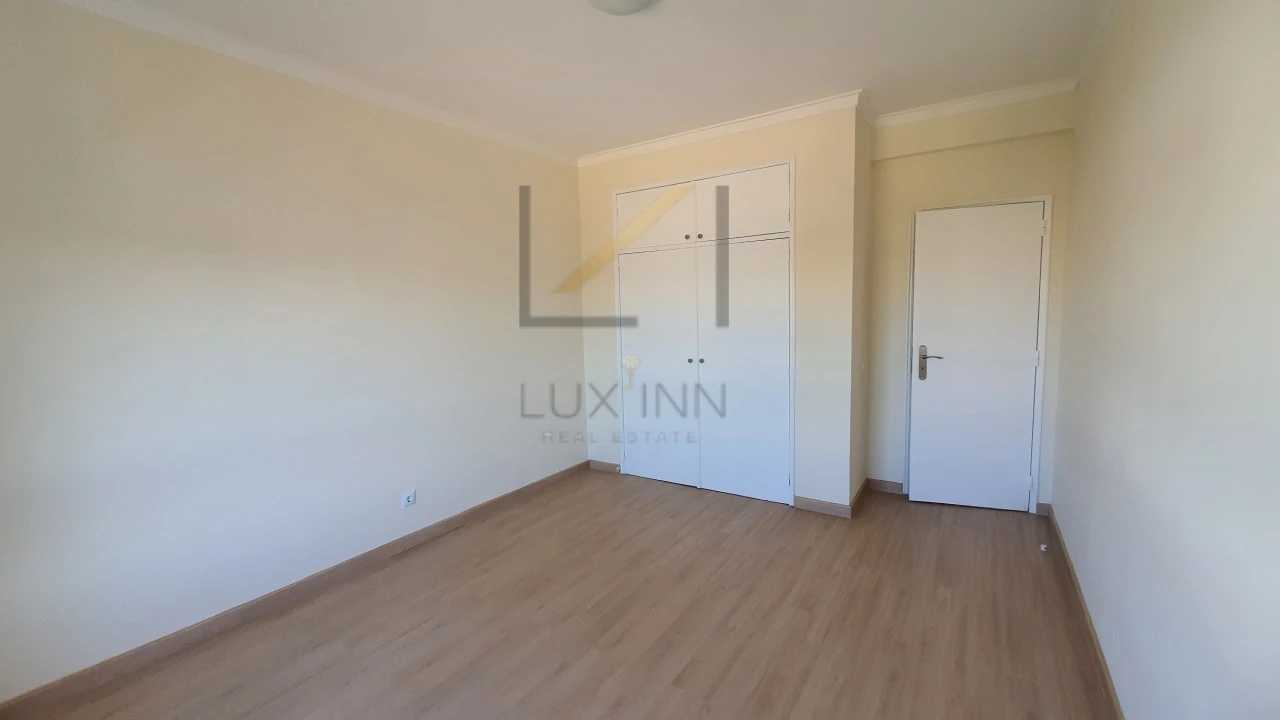 Apartamento T2 para Venda em Seixal, Arrentela e Aldeia de Paio Pires Foto 15