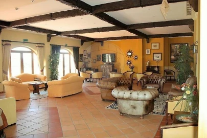 Negócio para Venda em Cunheira