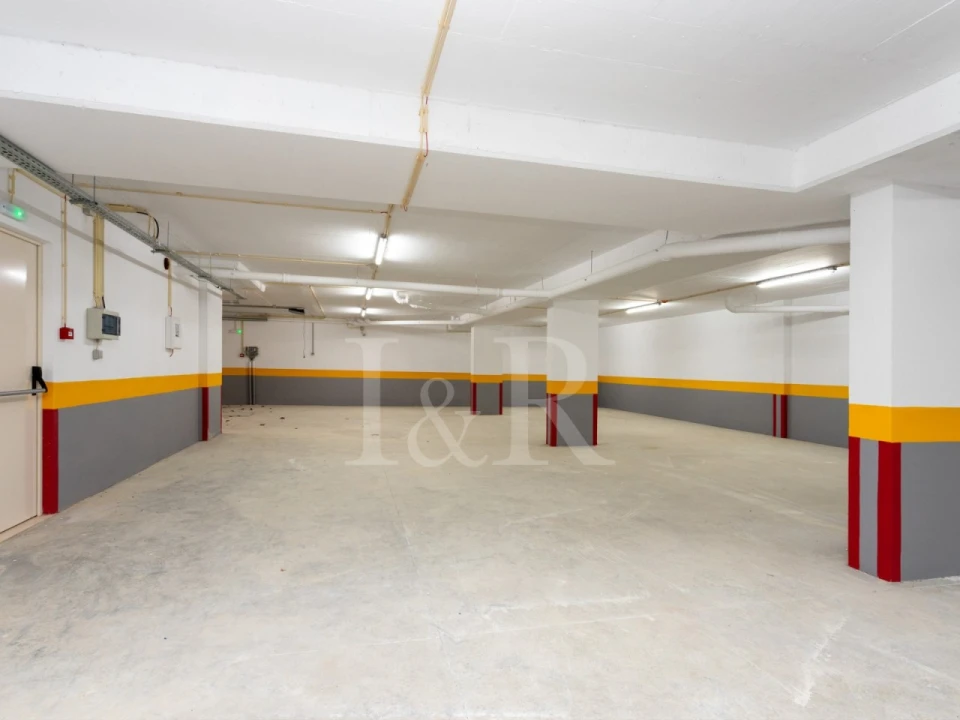 Apartamento T3 para Venda em Carcavelos e Parede Foto 21