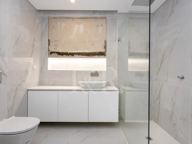 Apartamento T3 para Venda em Carcavelos e Parede Foto 11